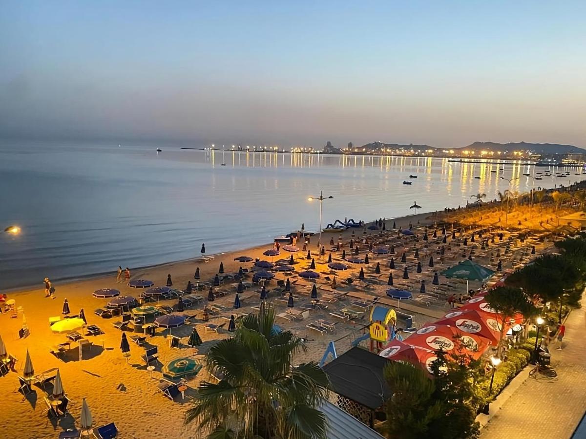 Luxurious Seaside Apartment Durrës 외부 사진